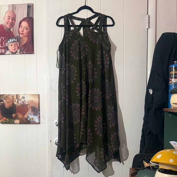 Doe & Rae Dresses & Skirts - Doe & Rae Asymmetrical Dress in Dark Green with Floral Design